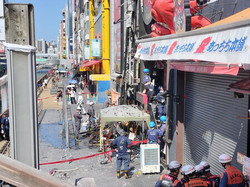 出火原因の特定急ぐ＝府警と消防が現場検証―２人死亡の道頓堀ビル火災・大阪
