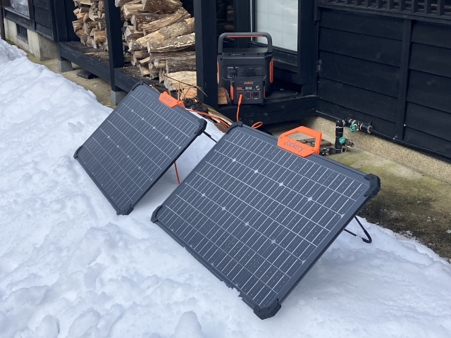 ポータブル電源とソーラーパネルで被災地支援 | 防災・危機管理