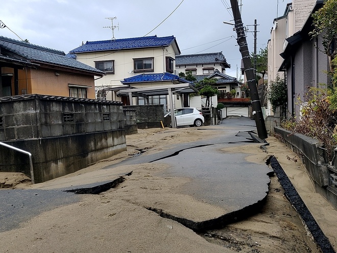 150キロ離れた新潟市内でも倒壊や液状化 防災・危機管理ニュース リスク対策com 新建新聞社 2653