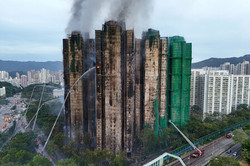 高層住宅火災の死者６５人に＝ほぼ鎮火、救助急ぐ―香港