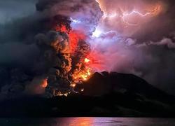 火山噴火で避難呼び掛け＝住民８００人超対象―インドネシア