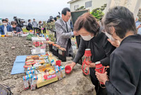 日本海中部地震40年　わが子は幼いまま、涙拭う遺族　秋田・男鹿の加茂青砂海岸