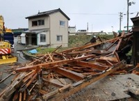 突風で倉庫倒壊など建物12棟被害　上越名立区