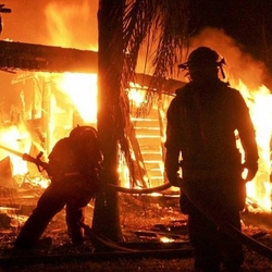 ５つのFBI (Fire Behavior Indicators＝火災対応指標)を覚えよう！