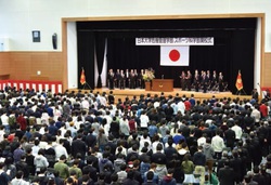 新入生代表女子学生の夢は「国際難民問題の解決」