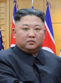 北朝鮮が飛翔体複数発射　日本海に落下、弾道弾か