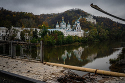 ウクライナ東部空爆、２４人死亡＝年金受給者犠牲、ロシアの「テロ」