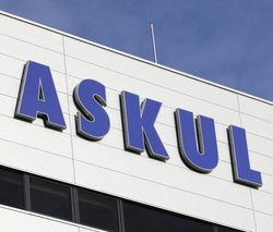 アスクル、一部出荷再開＝手作業で２拠点から―システム障害