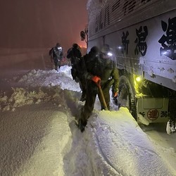 大雪による大規模交通障害――12月の気象災害――