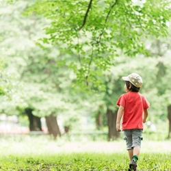 避難所に子どもたちの遊び場を作ろう！悲しい理由が希望に変わる！