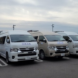 応援職員の宿泊場所にキャンピングカー結集