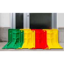 漏水量が土のうの33分の1のコンパクト止水板